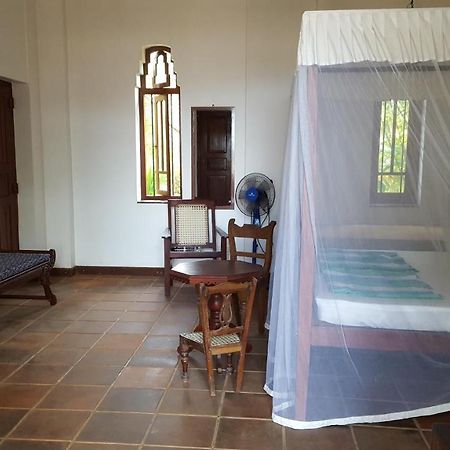 Villa Sunrise Тангале Екстериор снимка